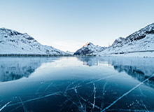 开云APP-外媒：冬泳爱好者成北京冬日风景线