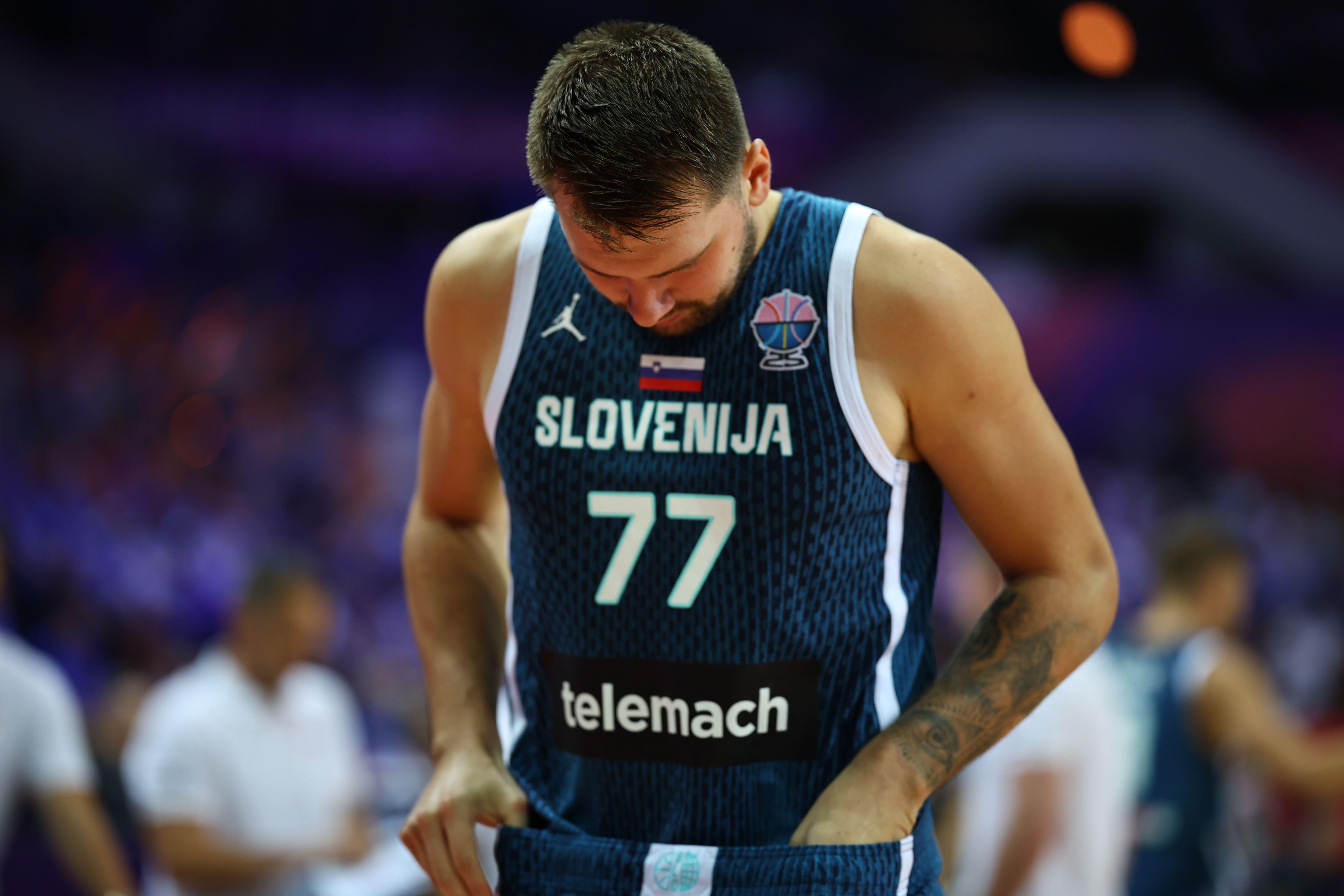 开云官网-东契奇愤怒自责：末节我勉强投太多了 关键时刻我没出做正确决定