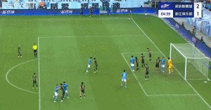 1754229293715024344.gif 杨一鸣.gif