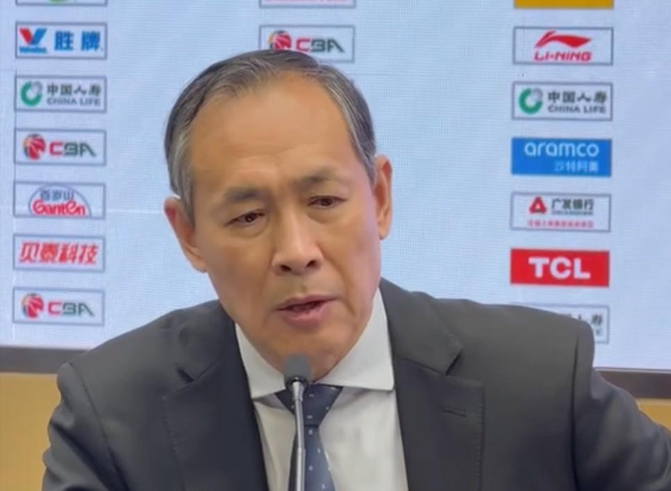 开云-许利民：比赛没赢但大家精神面貌都在；今晚主要输在没防住古德温