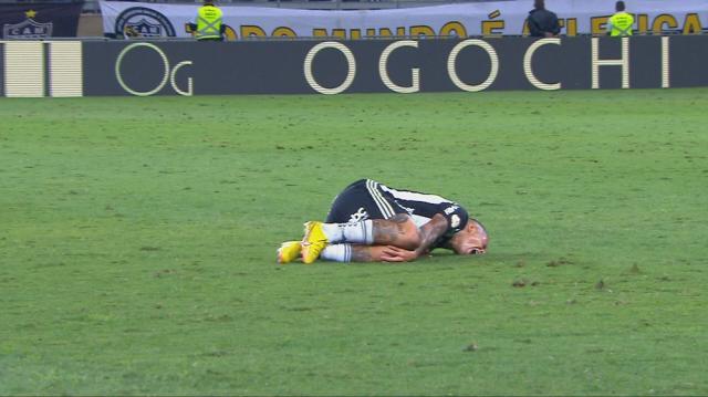 距世界杯两个多月 巴西队折损左后卫阿拉纳！