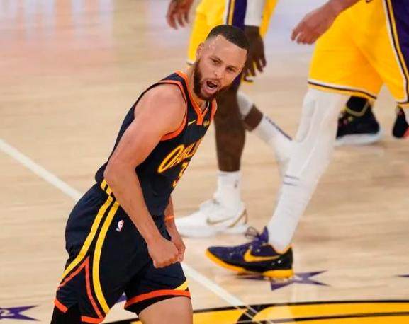 开云APP-科尔用成功定义勇士赛季 库里：我们明年卷土重来