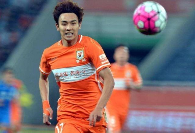 开云APP-孙准浩首发出色吴兴涵破门 泰山热身1比2不敌国安